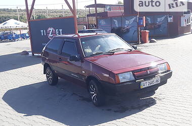 Седан ВАЗ / Lada 2108 1992 в Чернівцях