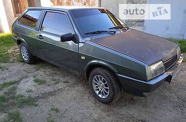 Хэтчбек ВАЗ / Lada 2108 1985 в Бурштыне