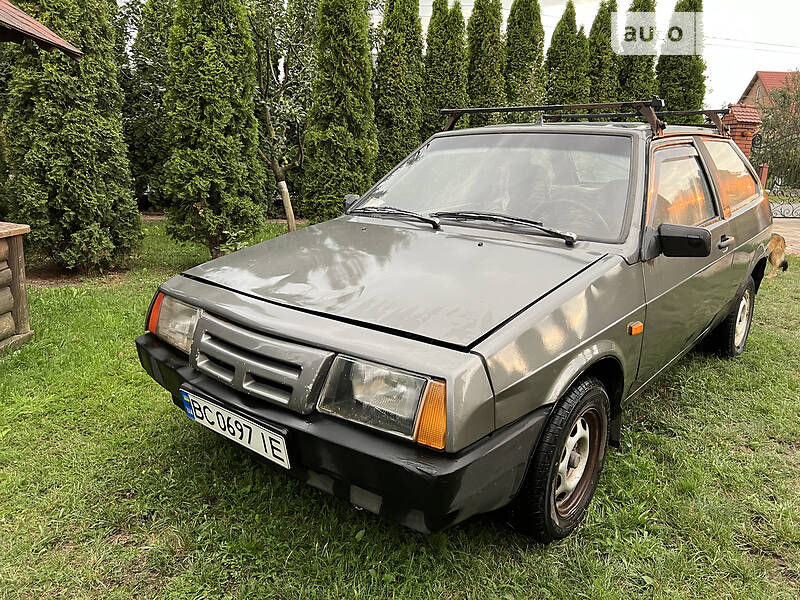 Хэтчбек ВАЗ / Lada 2108 1991 в Мостиске