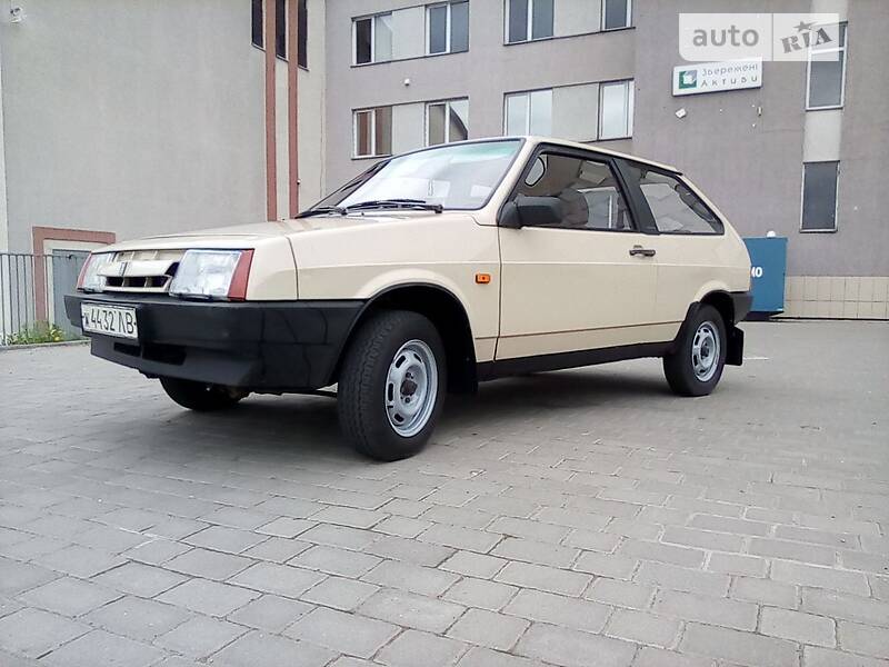 Хетчбек ВАЗ / Lada 2108 1987 в Львові