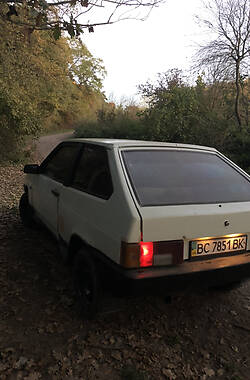 Хэтчбек ВАЗ / Lada 2108 1986 в Самборе