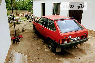 Хэтчбек ВАЗ / Lada 2108 1987 в Ямполе