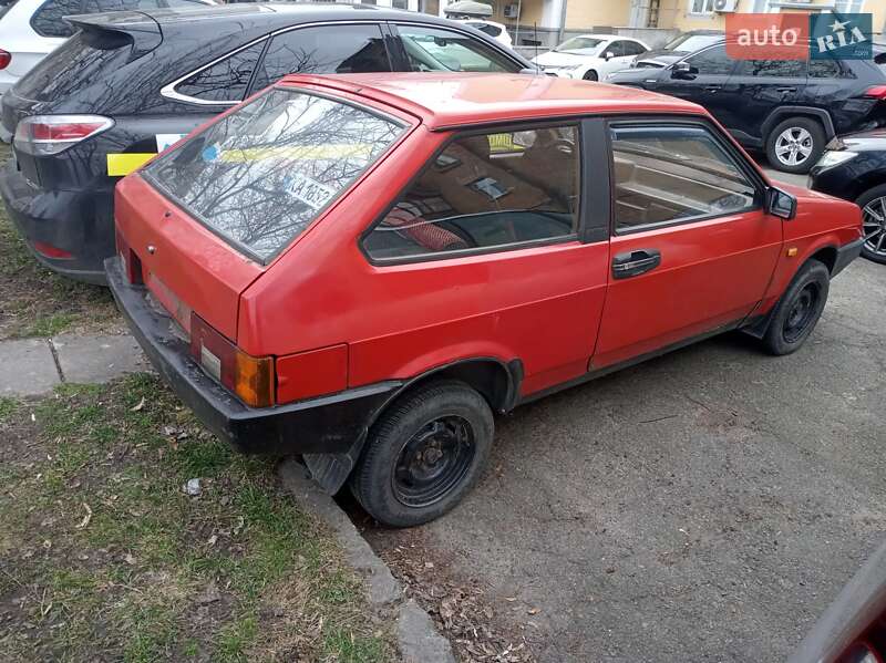 Хэтчбек ВАЗ / Lada 2108 1987 в Киеве