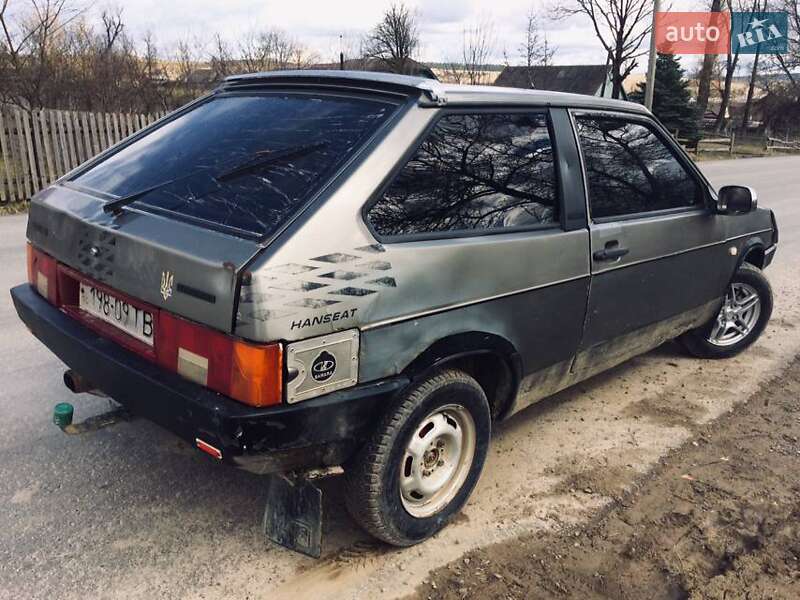 Хэтчбек ВАЗ / Lada 2108 1990 в Турке