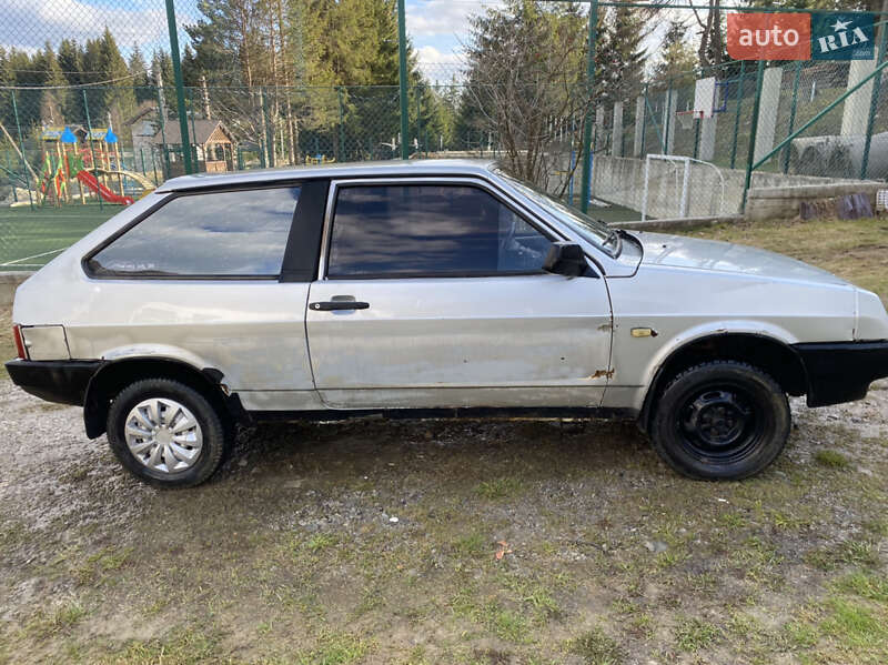 Универсал ВАЗ / Lada 2108 1987 в Яремче фото 9 Универсал ВАЗ / Lada 2108 1987 в Яремче