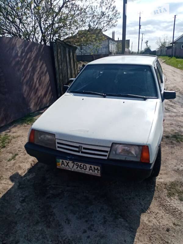 Хэтчбек ВАЗ / Lada 2108 1996 в Сумах