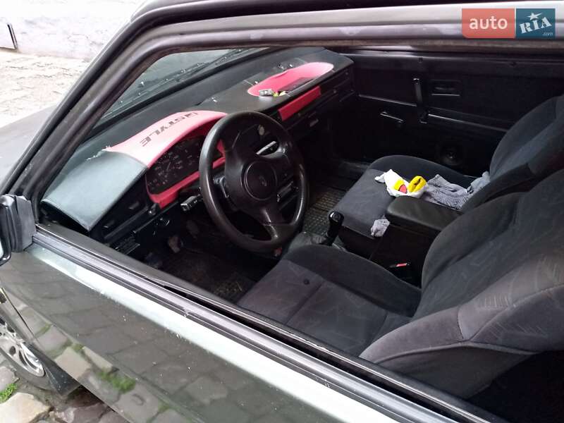 Хэтчбек ВАЗ / Lada 2108 1985 в Львове