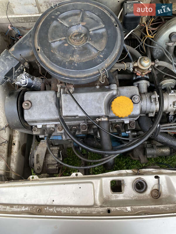 Хэтчбек ВАЗ / Lada 2108 1986 в Берегово