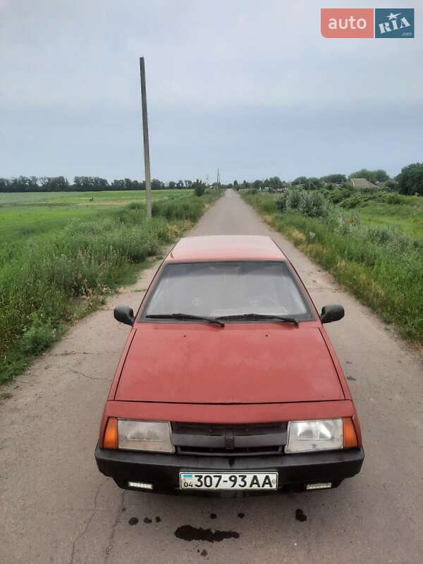 Хэтчбек ВАЗ / Lada 2108 1987 в Кривом Роге