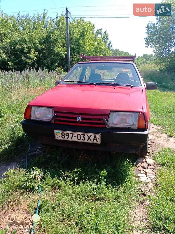 Хэтчбек ВАЗ / Lada 2108 1987 в Боровой