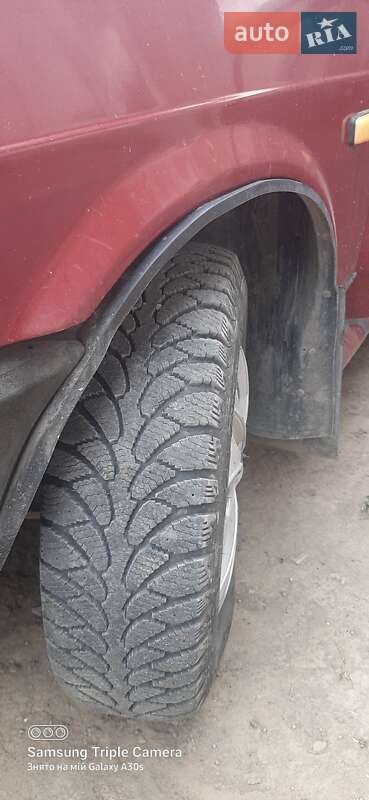 Хэтчбек ВАЗ / Lada 2108 1993 в Черновцах