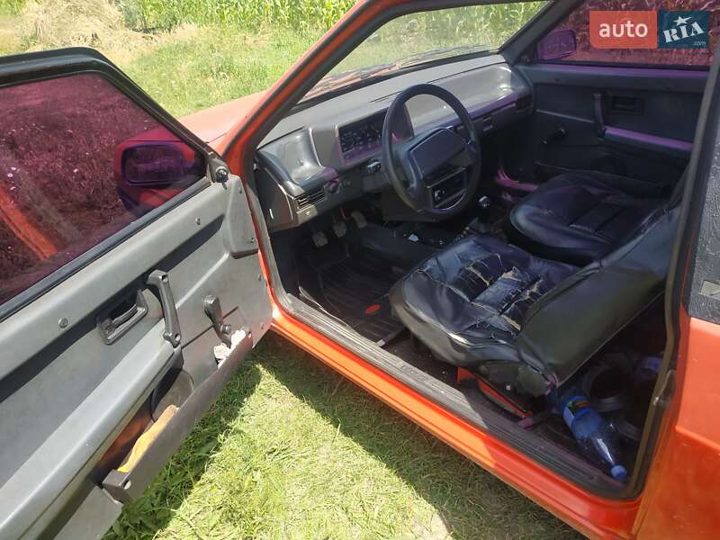 Хэтчбек ВАЗ / Lada 2108 1991 в Покрове