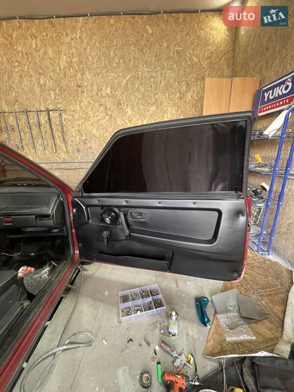 Хэтчбек ВАЗ / Lada 2108 1987 в Киеве