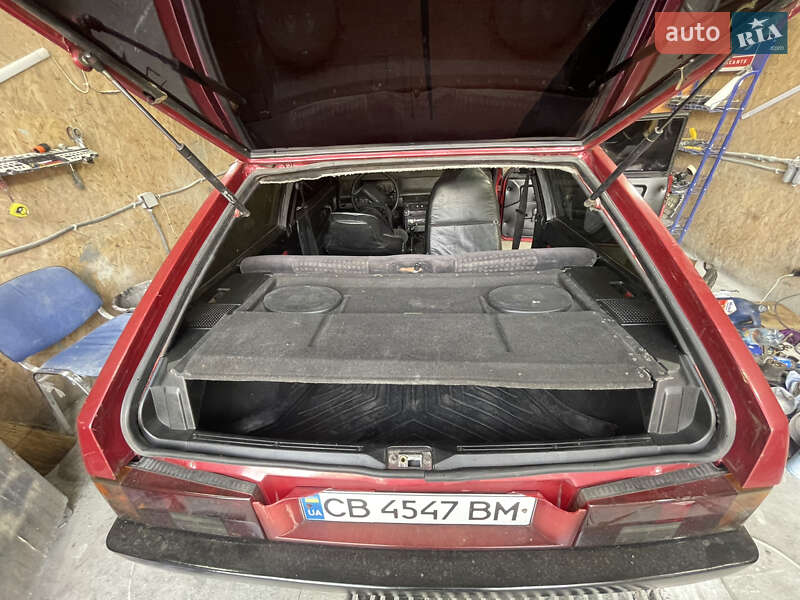 Хэтчбек ВАЗ / Lada 2108 1987 в Киеве