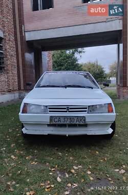 Хетчбек ВАЗ / Lada 2108 1988 в Чорнобаї