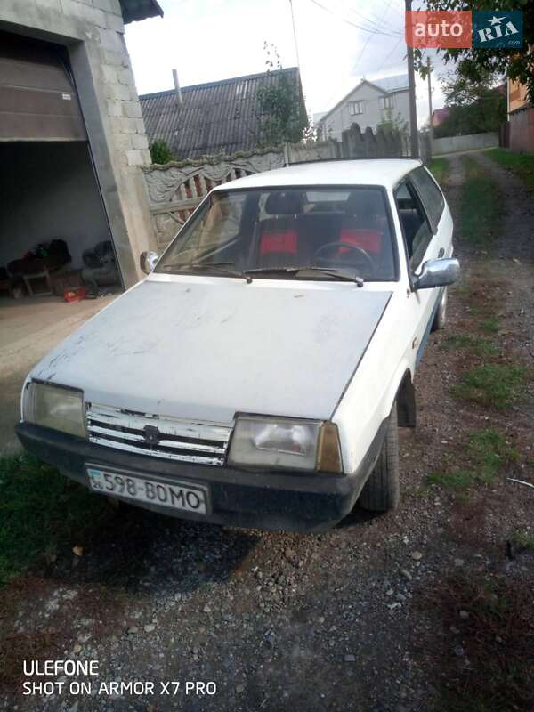 Хэтчбек ВАЗ / Lada 2108 1992 в Черновцах фото 10 Хэтчбек ВАЗ / Lada 2108 1992 в Черновцах