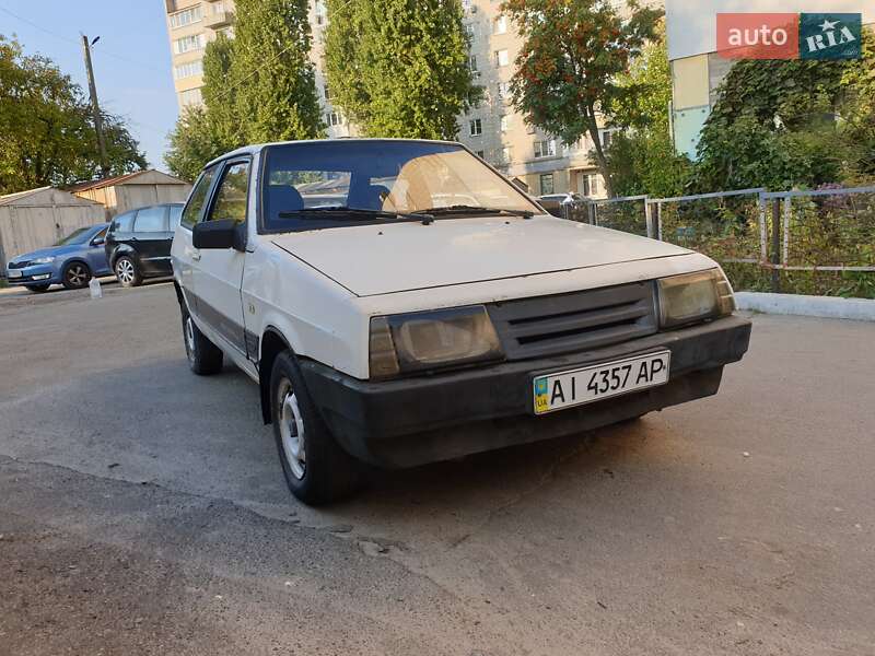 Хэтчбек ВАЗ / Lada 2108 1987 в Киеве фото 2 Хэтчбек ВАЗ / Lada 2108 1987 в Киеве