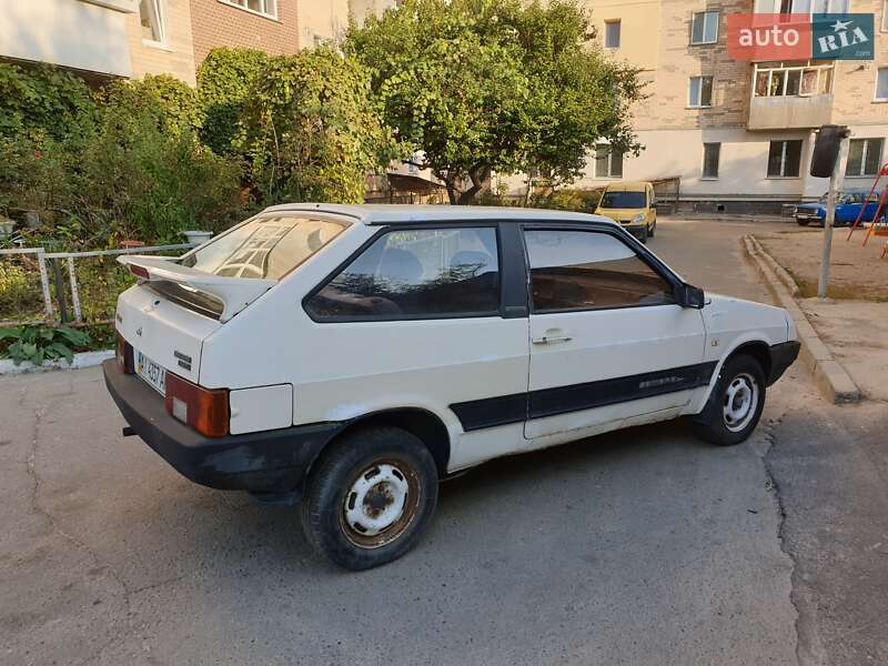 Хэтчбек ВАЗ / Lada 2108 1987 в Киеве фото 5 Хэтчбек ВАЗ / Lada 2108 1987 в Киеве