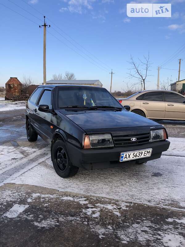 Хэтчбек ВАЗ / Lada 2108 1995 в Зачепиловке