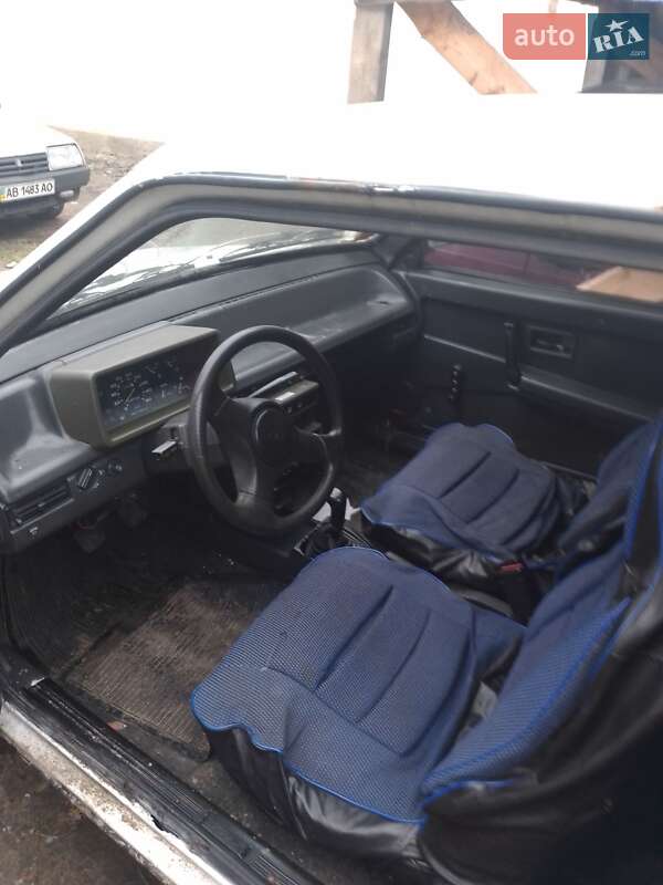Хэтчбек ВАЗ / Lada 2108 1990 в Бершади