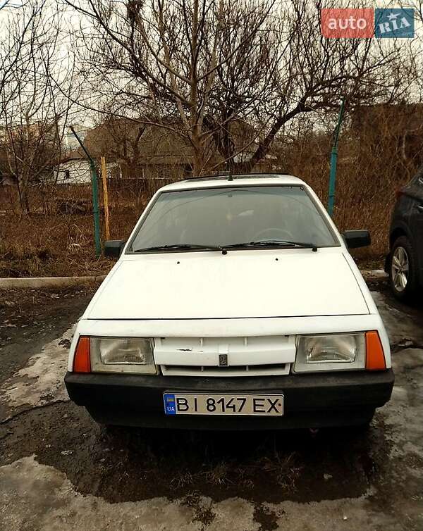 Хэтчбек ВАЗ / Lada 2108 1988 в Полтаве