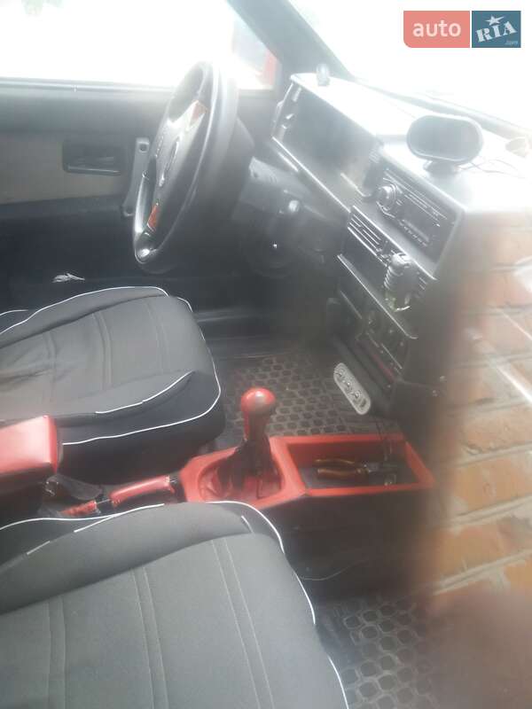 Хэтчбек ВАЗ / Lada 2108 1995 в Киверцах