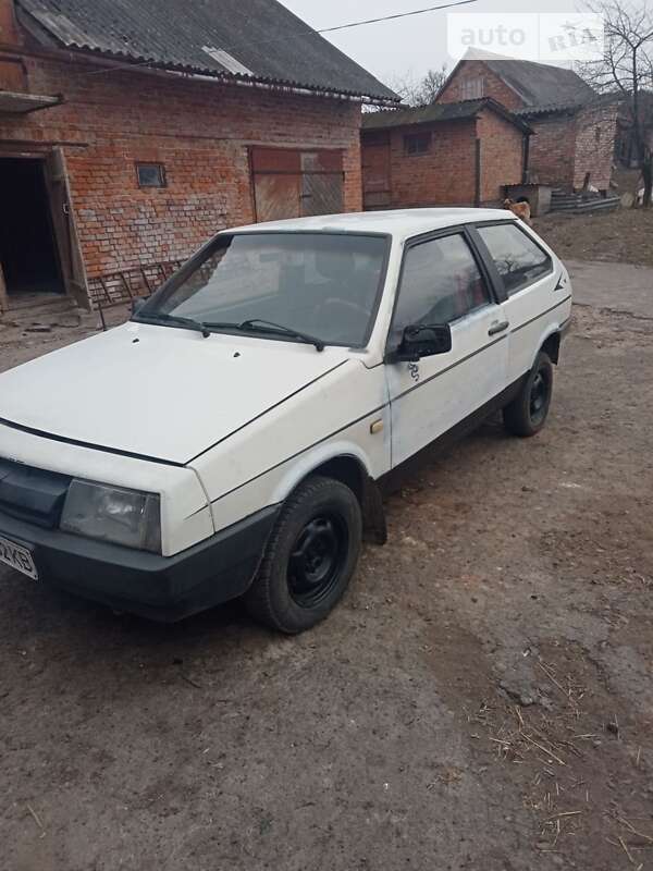 Хэтчбек ВАЗ / Lada 2108 1992 в Сокале