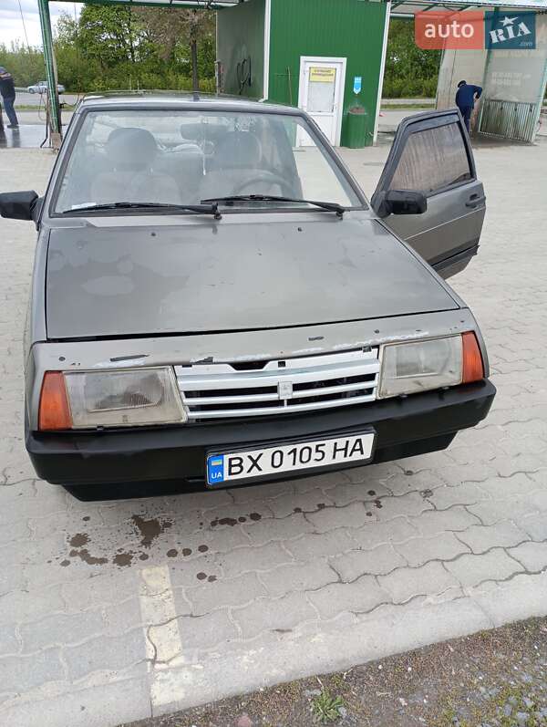 Хетчбек ВАЗ / Lada 2108 1991 в Ярмолинцях