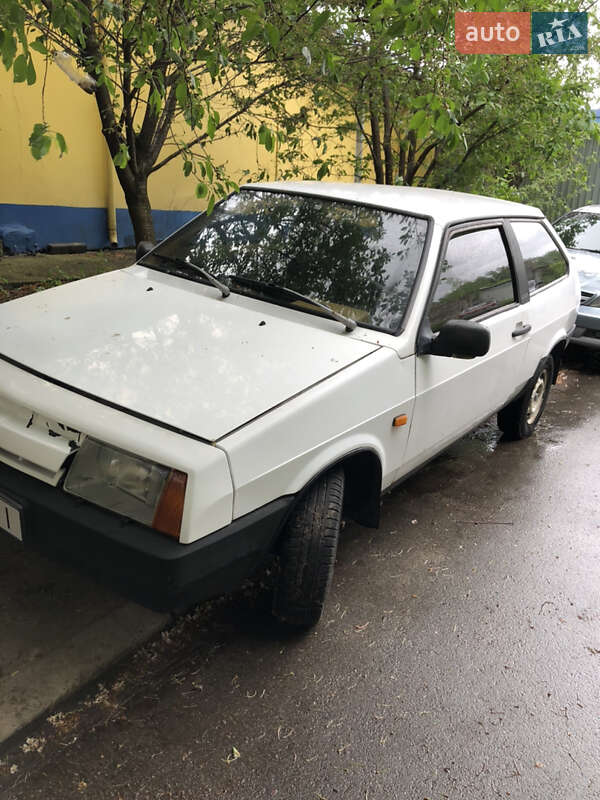 Хэтчбек ВАЗ / Lada 2108 1987 в Киеве