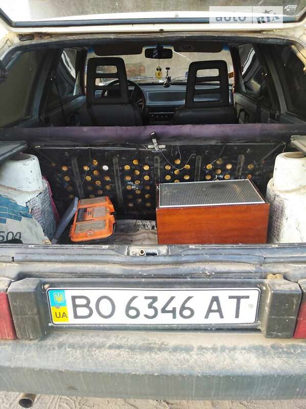 Хэтчбек ВАЗ / Lada 2108 1992 в Белогорье фото 5 Хэтчбек ВАЗ / Lada 2108 1992 в Белогорье
