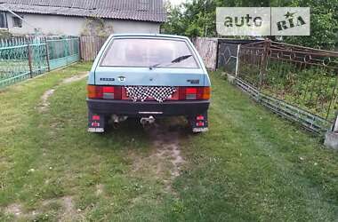 Хэтчбек ВАЗ / Lada 2108 1988 в Подволочиске