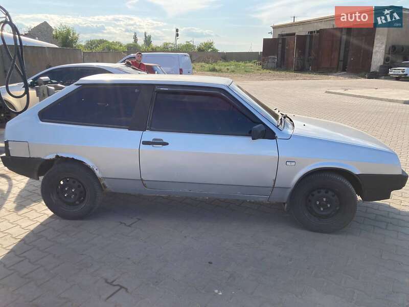 Хэтчбек ВАЗ / Lada 2108 1999 в Снигиревке