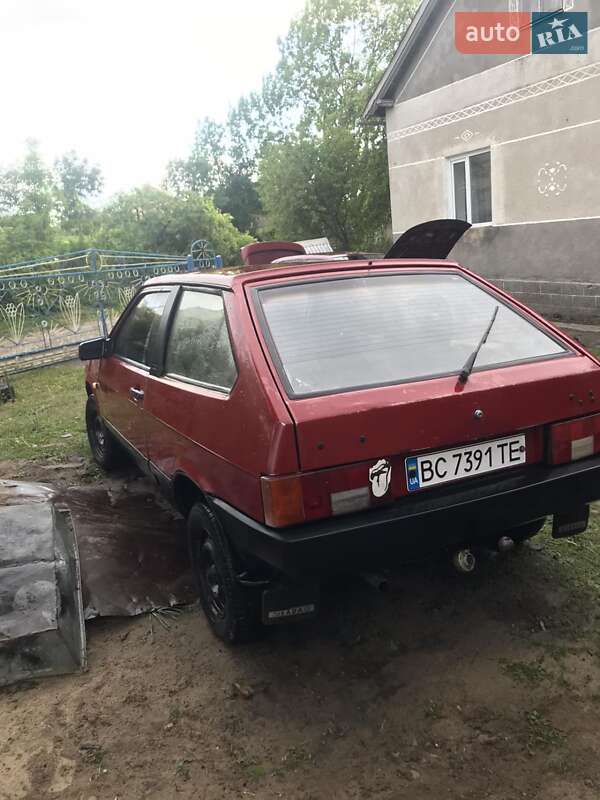 Хетчбек ВАЗ / Lada 2108 1995 в Золочеві