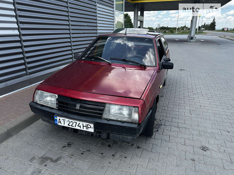 Хэтчбек ВАЗ / Lada 2108 1987 в Ивано-Франковске