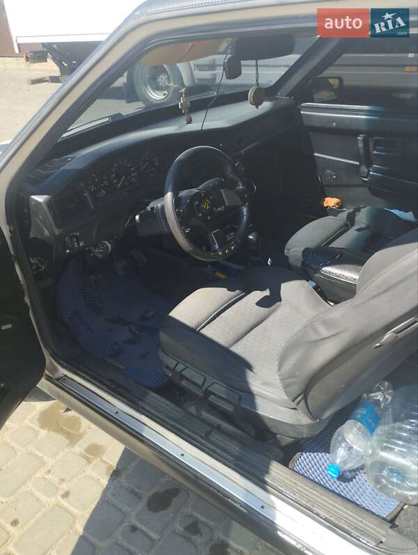 Хэтчбек ВАЗ / Lada 2108 1987 в Первомайске