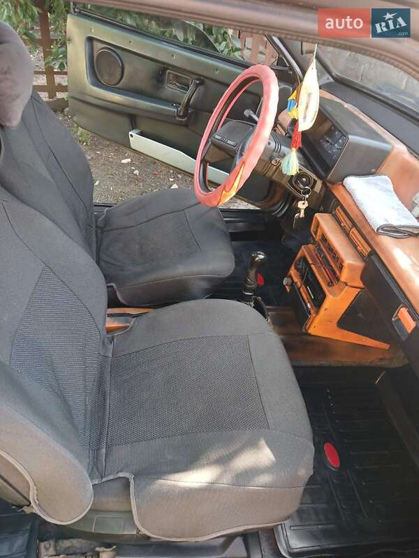 Хэтчбек ВАЗ / Lada 2108 1991 в Первомайске