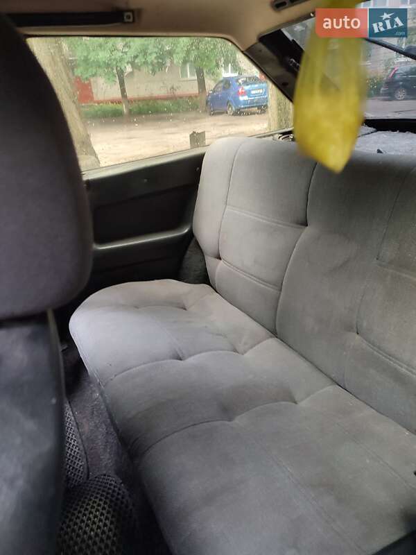 Хетчбек ВАЗ / Lada 2108 1996 в Кременчуці фото 5 Хетчбек ВАЗ / Lada 2108 1996 в Кременчуці