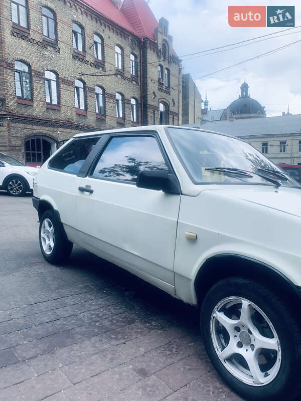 Хэтчбек ВАЗ / Lada 2108 1987 в Львове