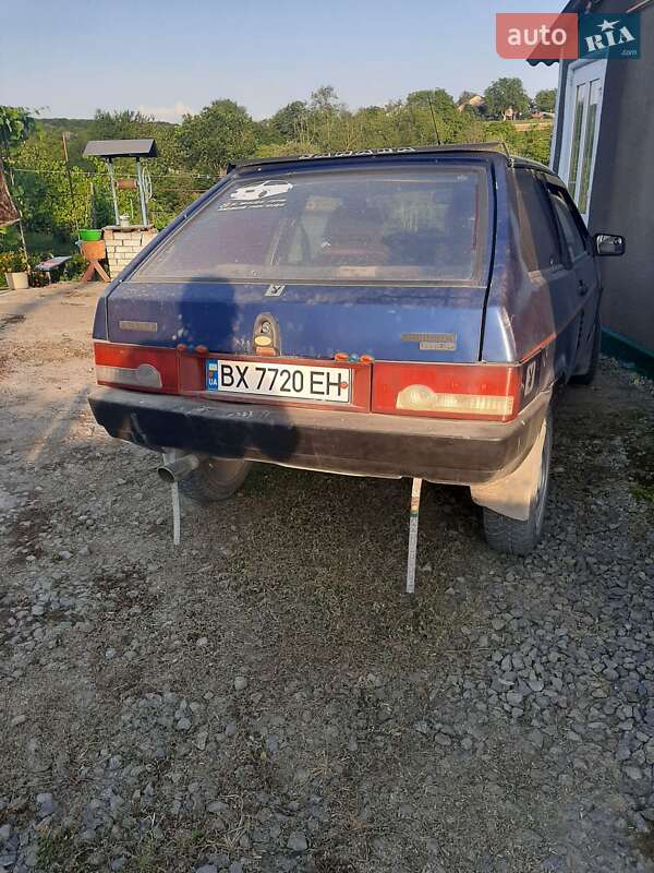 Хэтчбек ВАЗ / Lada 2108 1990 в Каменец-Подольском