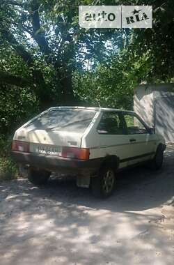 Хетчбек ВАЗ / Lada 2108 1993 в Дніпрі