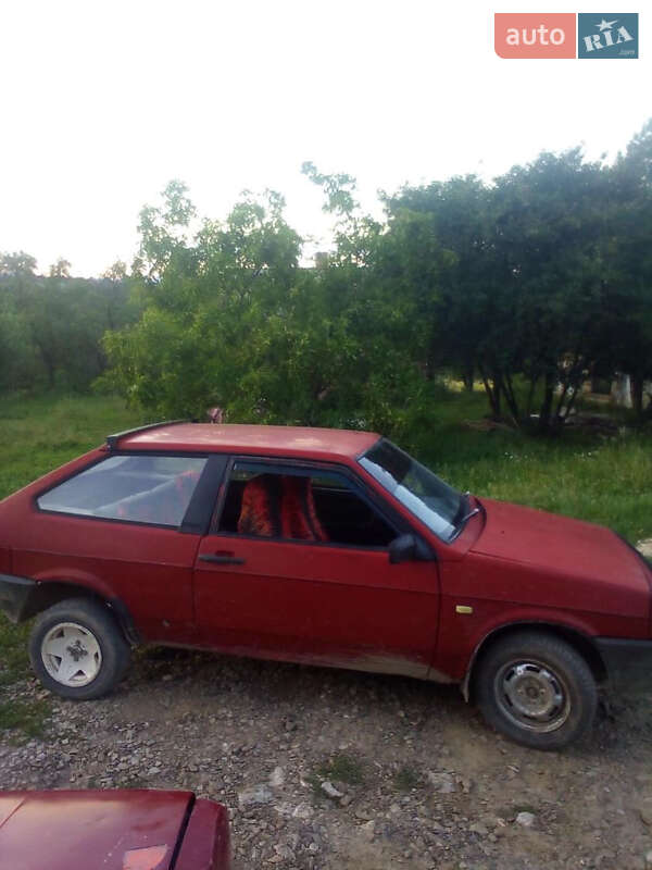 Хэтчбек ВАЗ / Lada 2108 1995 в Черновцах фото 6 Хэтчбек ВАЗ / Lada 2108 1995 в Черновцах