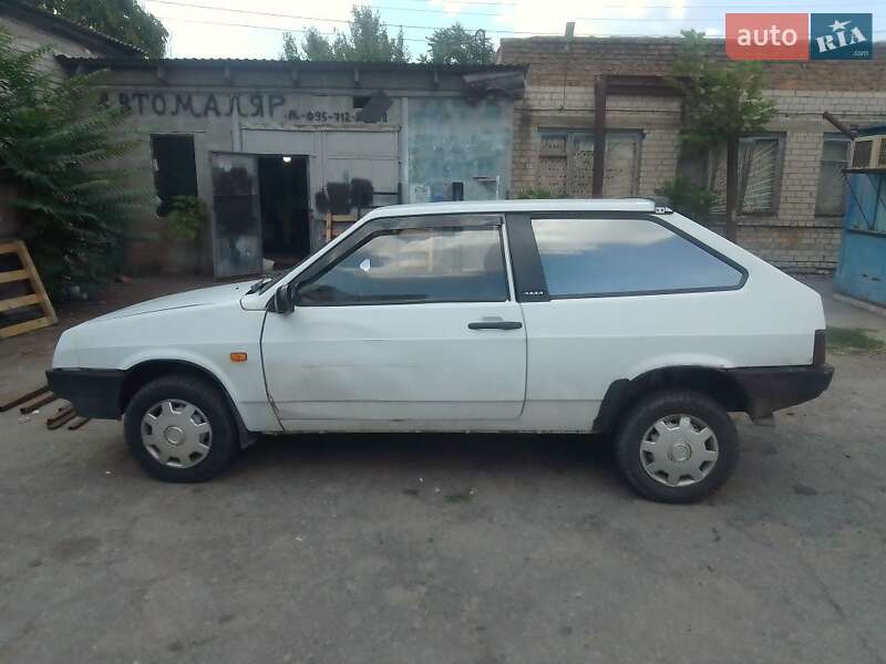 Хэтчбек ВАЗ / Lada 2108 1988 в Запорожье