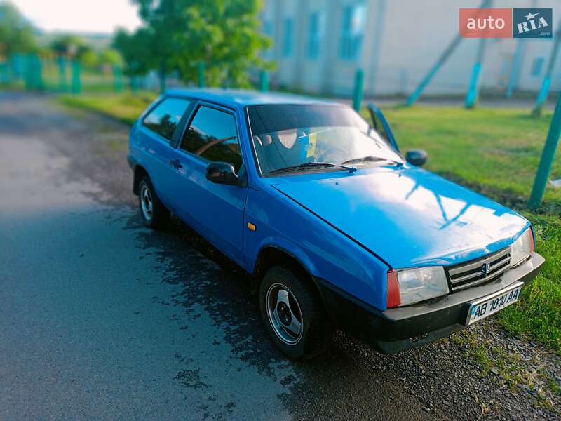 Хэтчбек ВАЗ / Lada 2108 1987 в Тростянце