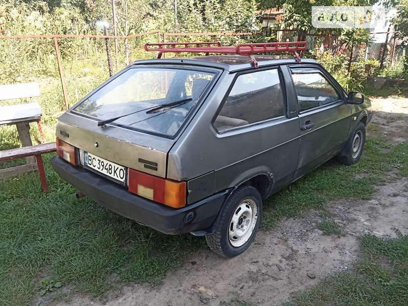 Хэтчбек ВАЗ / Lada 2108 1992 в Львове