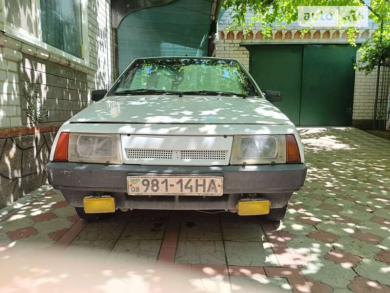 Хэтчбек ВАЗ / Lada 2108 1992 в Запорожье