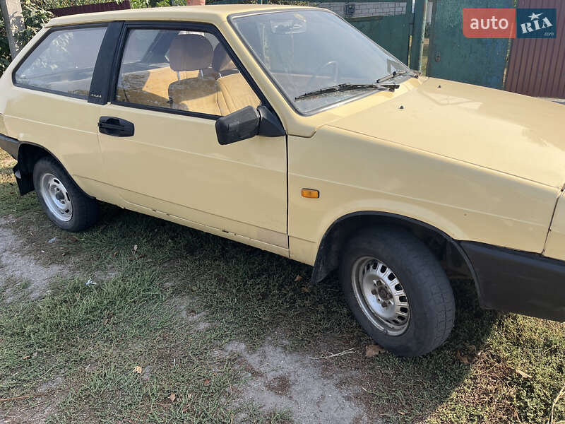 Хэтчбек ВАЗ / Lada 2108 1986 в Киеве