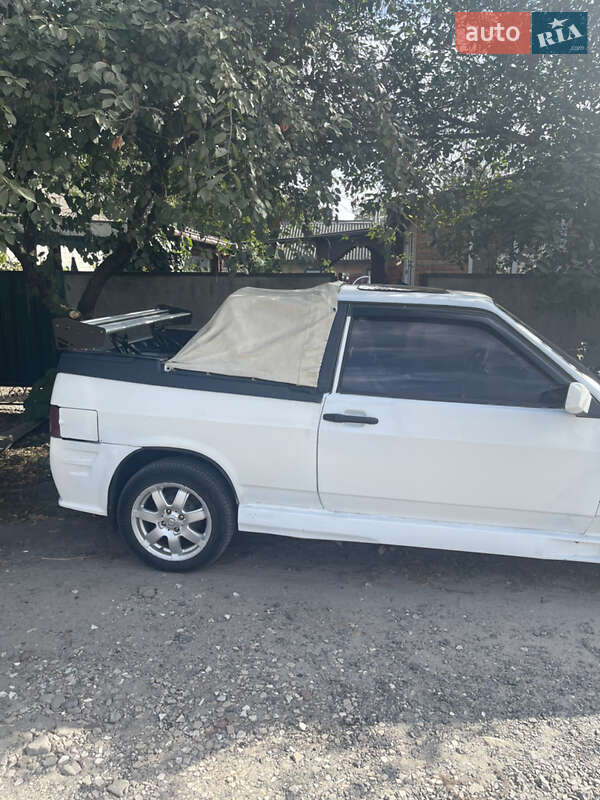 Хэтчбек ВАЗ / Lada 2108 1991 в Переяславе фото 6 Хэтчбек ВАЗ / Lada 2108 1991 в Переяславе