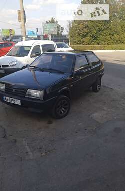 Хэтчбек ВАЗ / Lada 2108 1993 в Каменском