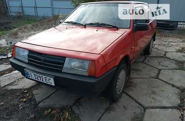 Хетчбек ВАЗ / Lada 2108 1990 в Миргороді