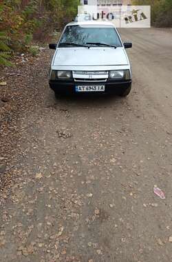 Хэтчбек ВАЗ / Lada 2108 1990 в Ивано-Франковске